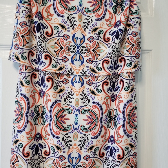 Dress - Picture 4 of 7